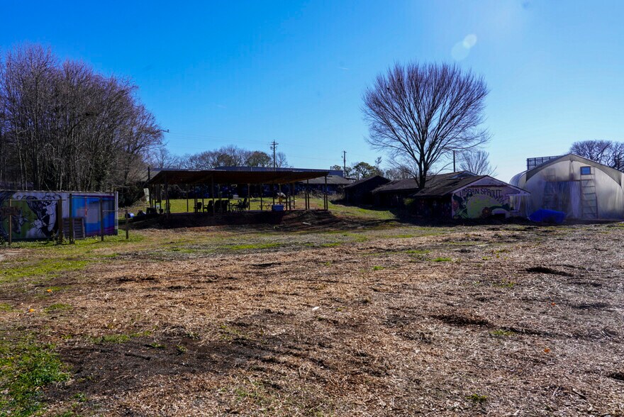 More Photos Of 2200 Reynolds Dr SW, Atlanta Land For Sale
