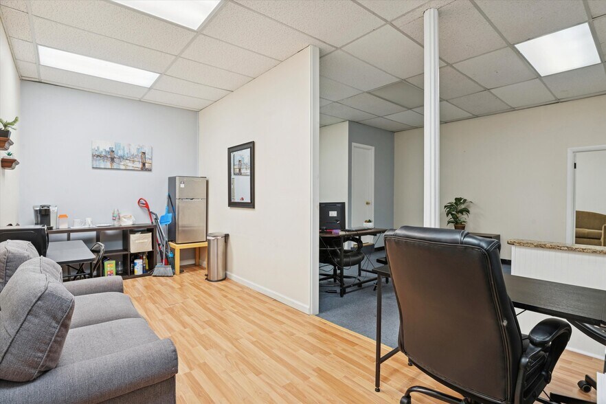 More Photos Of 6 S 3rd St, Oxford Storefront Retail Office For Sale