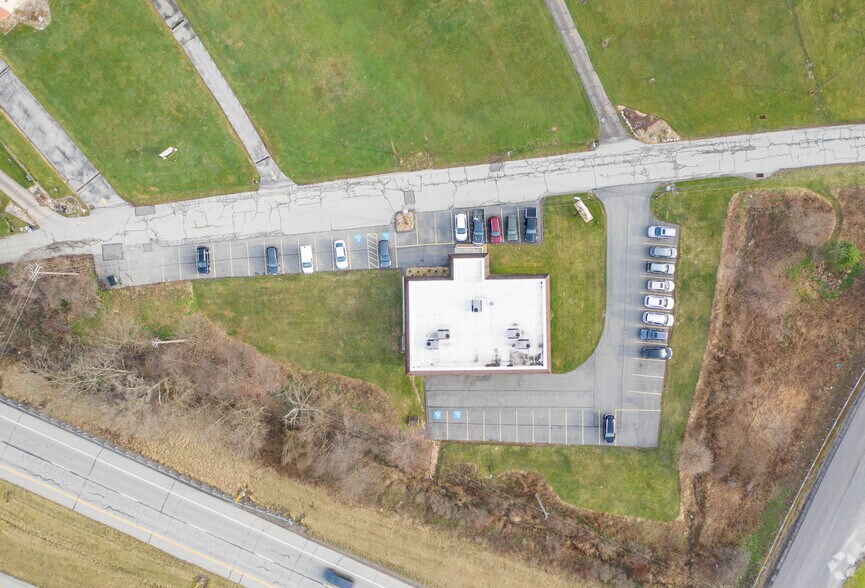 More Photos Of 62 Greenbriar Dr, Leechburg Office For Sale