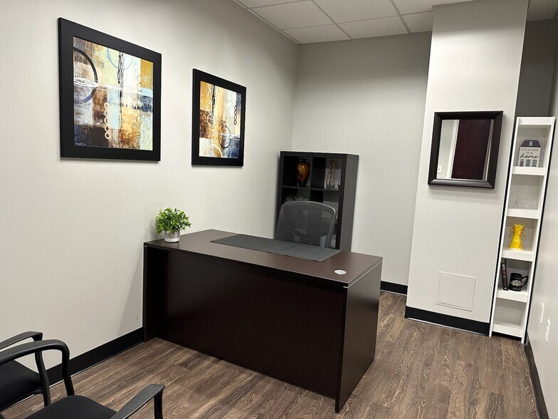 More Photos Of 250 International Pky, Lake Mary Office For Lease