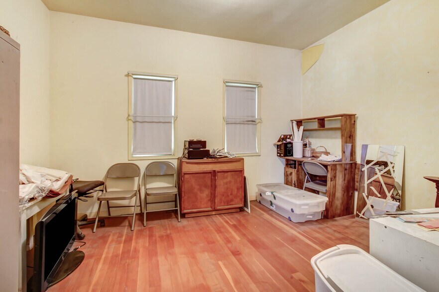 More Photos Of 724 S Glenoaks Blvd, Burbank Religious Facility For Sale