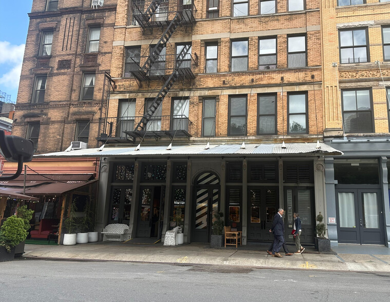 Primary Photo Of 349-351 Greenwich St, New York Apartments For Lease