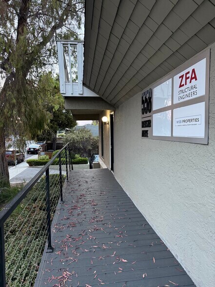 More Photos Of 558 Brewster Ave, Redwood City Loft Creative Space For Lease