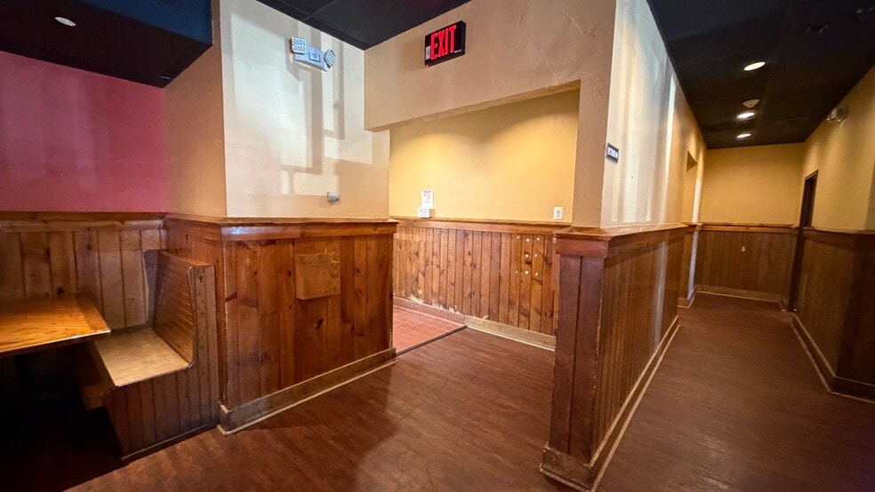 More Photos Of 2124-2162 Merrick Ave, Merrick Unknown For Lease