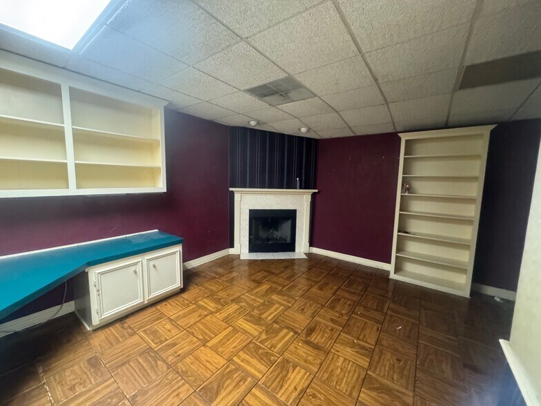 More Photos Of 3512 McLean Rd, Pearland Religious Facility For Sale