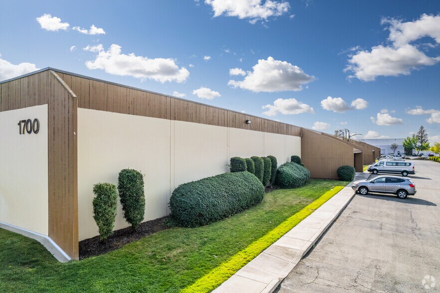 Primary Photo Of 1700 Enterprise Blvd, West Sacramento Warehouse For Lease