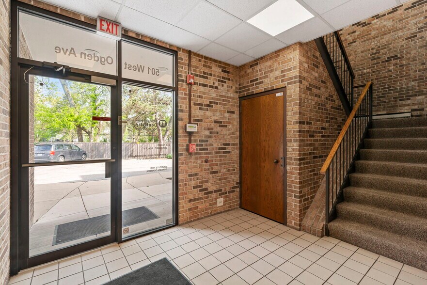 More Photos Of 501 W Ogden Ave, Hinsdale Medical For Sale