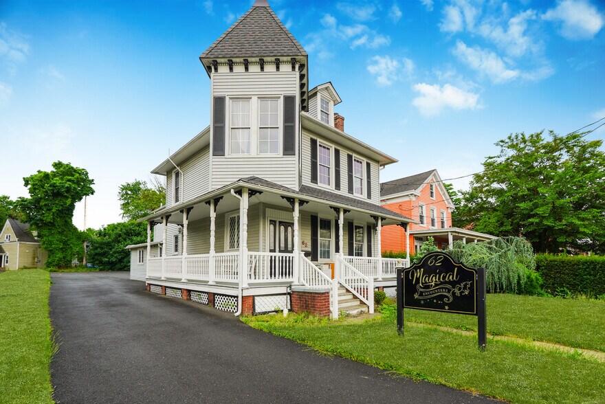 More Photos Of 62 E Main St, Freehold Office For Sale