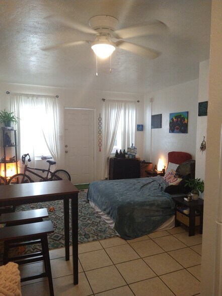 More Photos Of , Saint Petersburg Multifamily For Sale