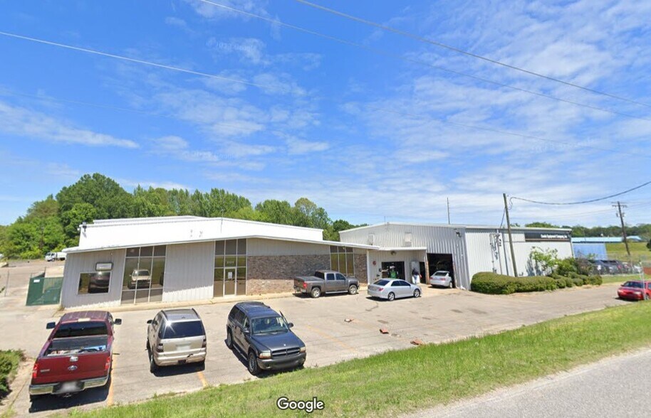 More Photos Of 3120 Hayneville Rd, Montgomery Truck Terminal For Sale
