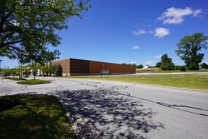 More Photos Of 1410-1760 Apple Glen Blvd, Fort Wayne Unknown For Lease