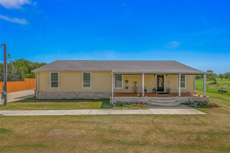 Primary Photo Of 3876 Hummingbird, Bedias Land For Sale