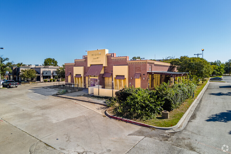 Primary Photo Of 4460 Belt Line Rd, Addison Restaurant For Sale