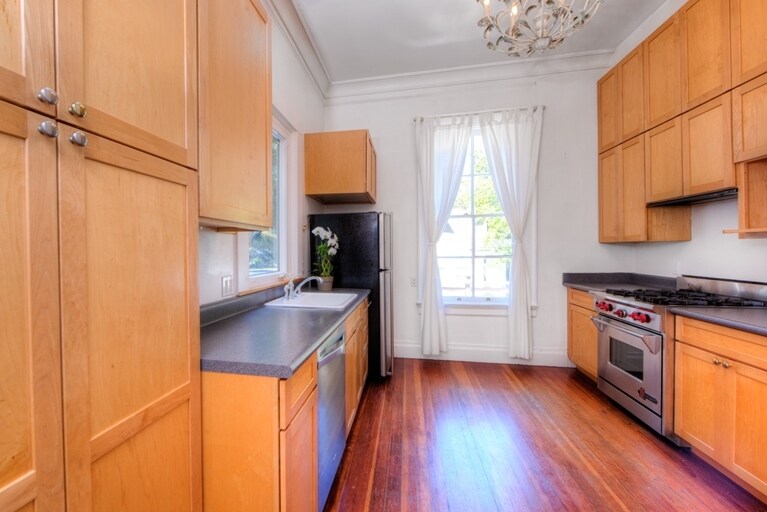 More Photos Of 14 Sentinel Ct, San Rafael Apartments For Sale