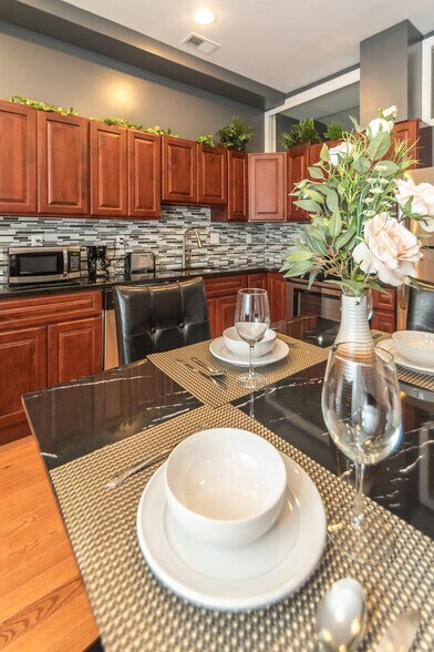 More Photos Of 224-226 N Camac St, Philadelphia Apartments For Sale