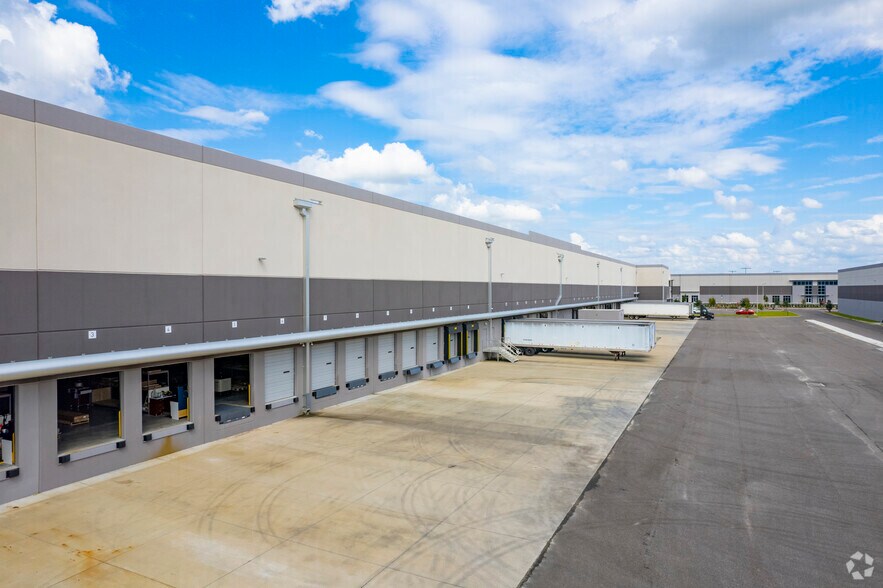 More Photos Of 9210 E Columbus Dr, Tampa Unknown For Lease