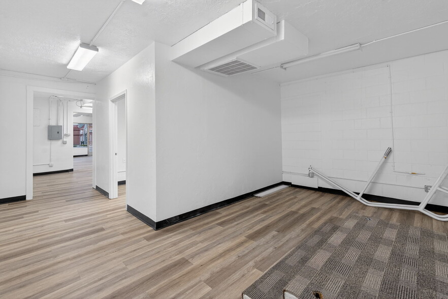 More Photos Of 344 Yellowstone Ave, Pocatello General Retail For Lease