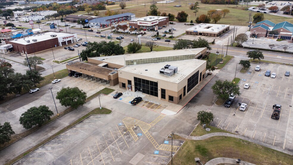 More Photos Of 4000 Garth Rd, Baytown Medical For Sale