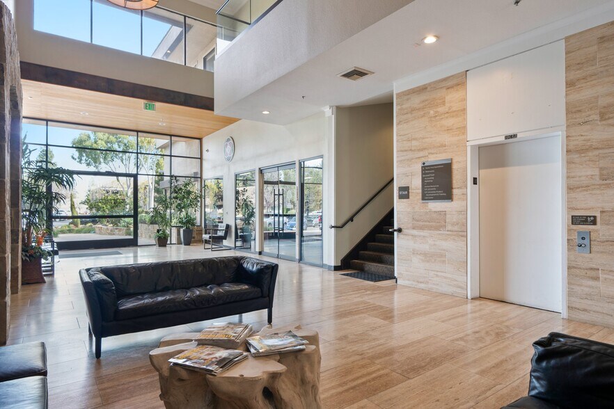 More Photos Of 1570 Brookhollow Dr, Santa Ana Medical For Sale