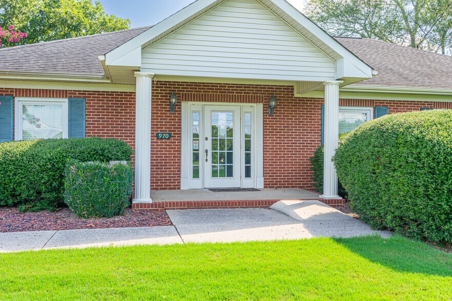 More Photos Of 970 Highway 20, Tuscumbia Office For Lease