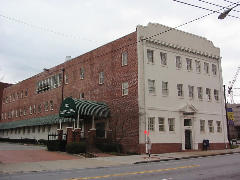 More Photos Of 3155 Roswell Rd NE, Atlanta Office For Sale