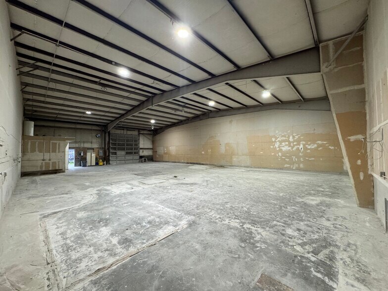 More Photos Of 5625 48th Dr NE, Marysville Manufacturing For Sale