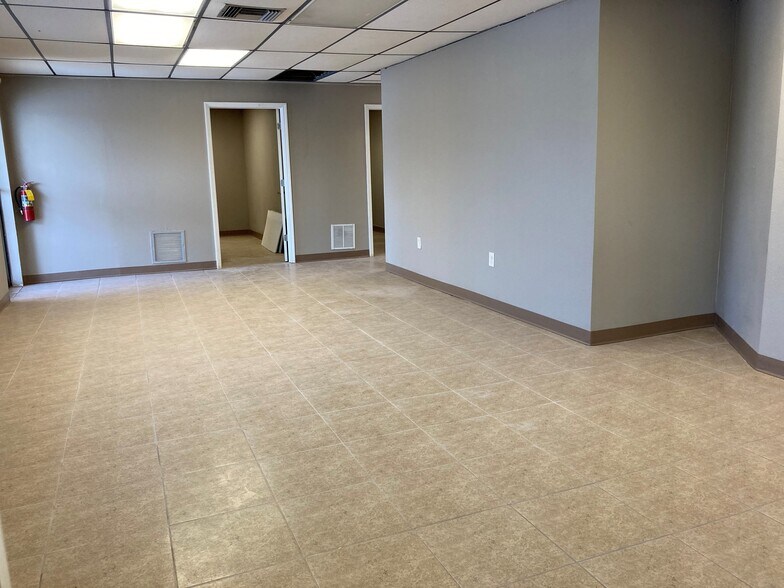 More Photos Of 5455 Spring Hill Dr, Spring Hill Office For Lease