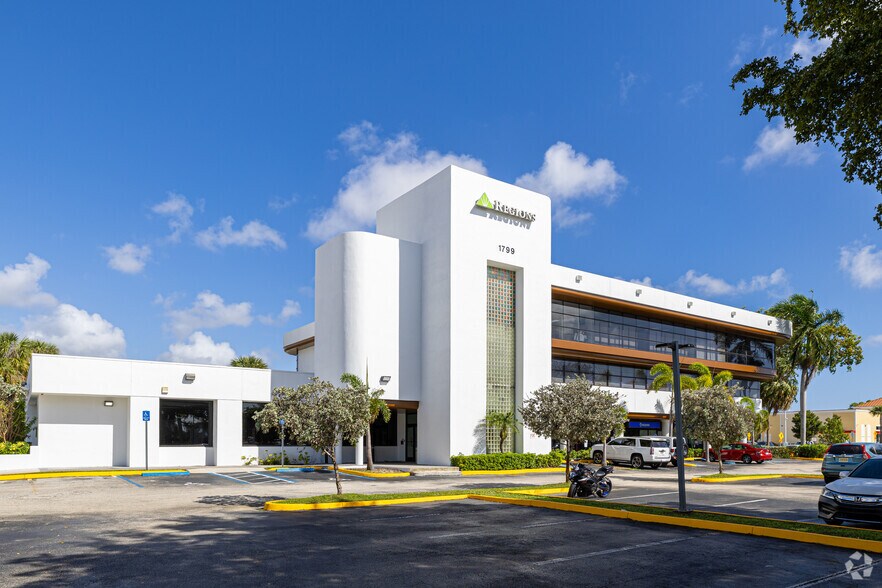 Primary Photo Of 1799 W Oakland Park Blvd, Oakland Park Office For Lease