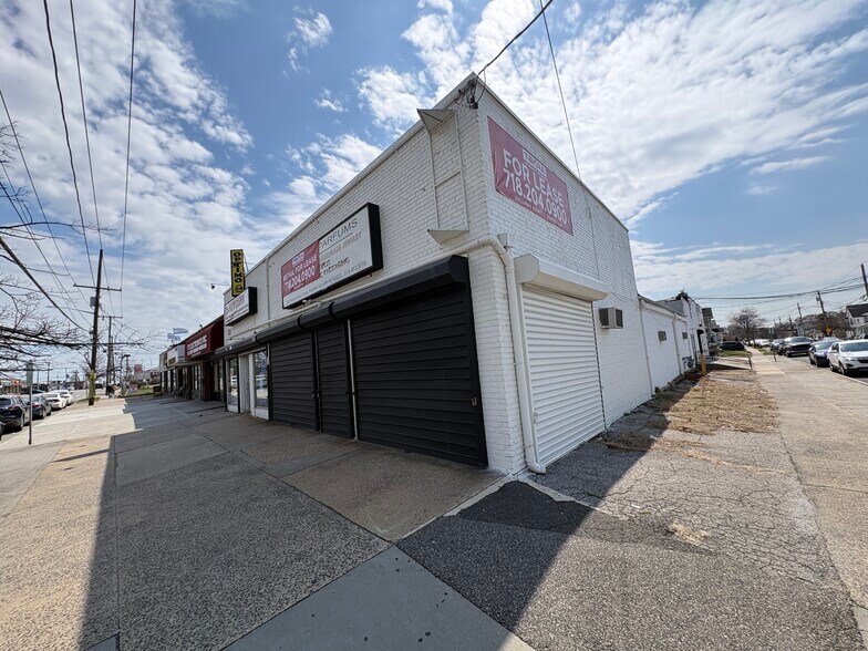 More Photos Of 1155-1157 Hempstead Tpke, Franklin Square General Retail For Lease