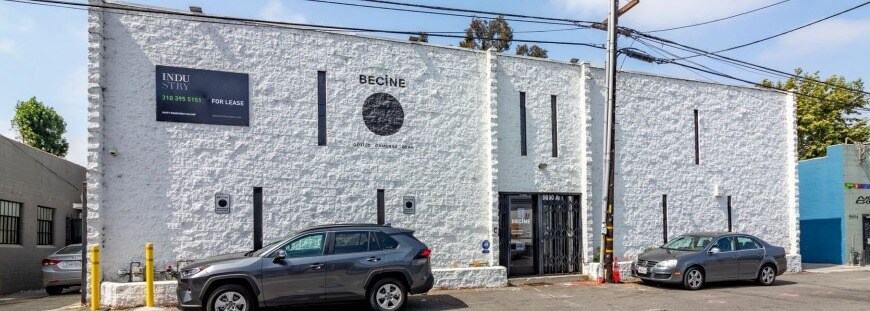 More Photos Of 5890 Blackwelder St, Culver City Office For Sale