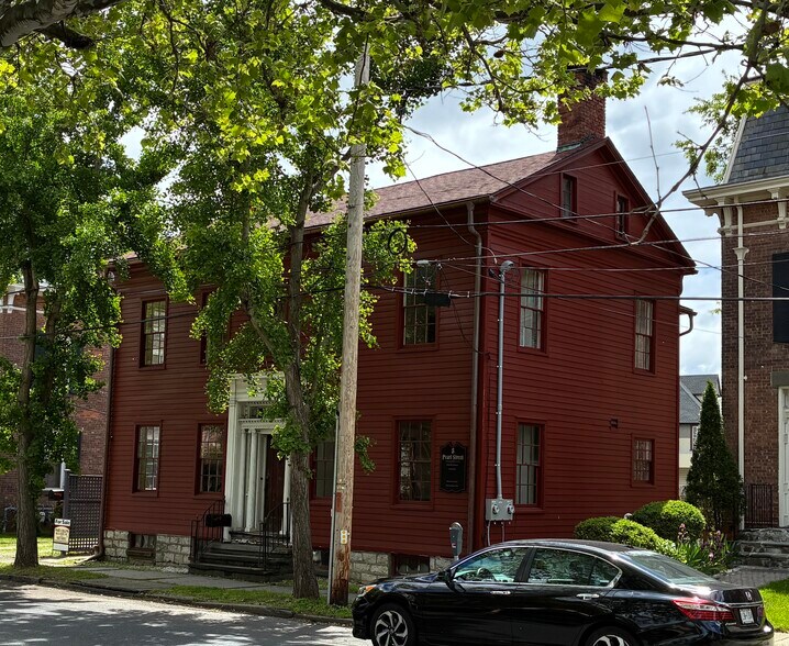 More Photos Of 8 Pearl St, Kingston Loft Creative Space For Sale