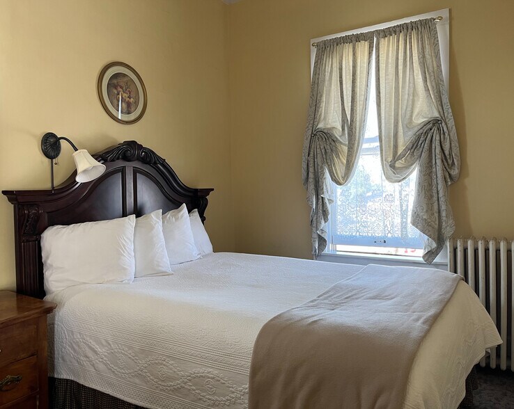 More Photos Of 101 E Bridge Ave, Saratoga Hotel For Sale