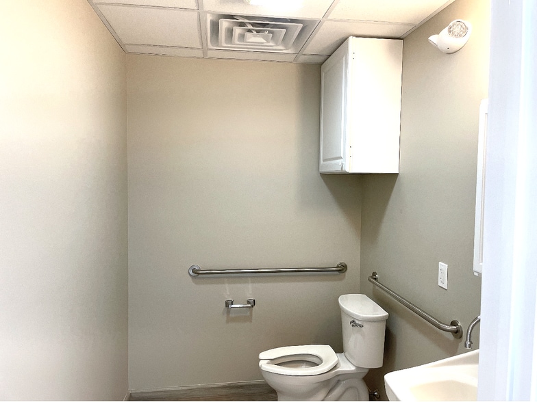 More Photos Of 1010 GAR Hwy, Swansea Office For Sale