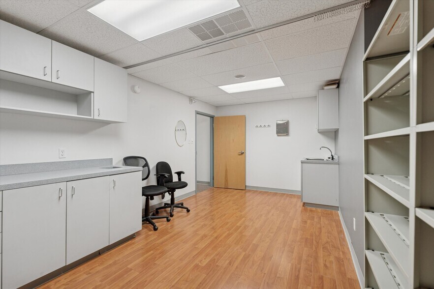 More Photos Of 101 Progress Dr, Doylestown Medical For Lease