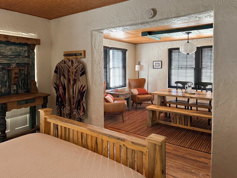 More Photos Of 516 Austin St, Truth Or Consequences Hotel For Sale