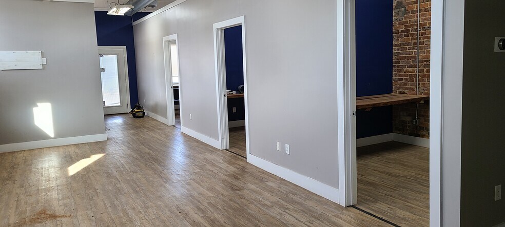 More Photos Of 1700 Foust St, Chattanooga Flex For Sale
