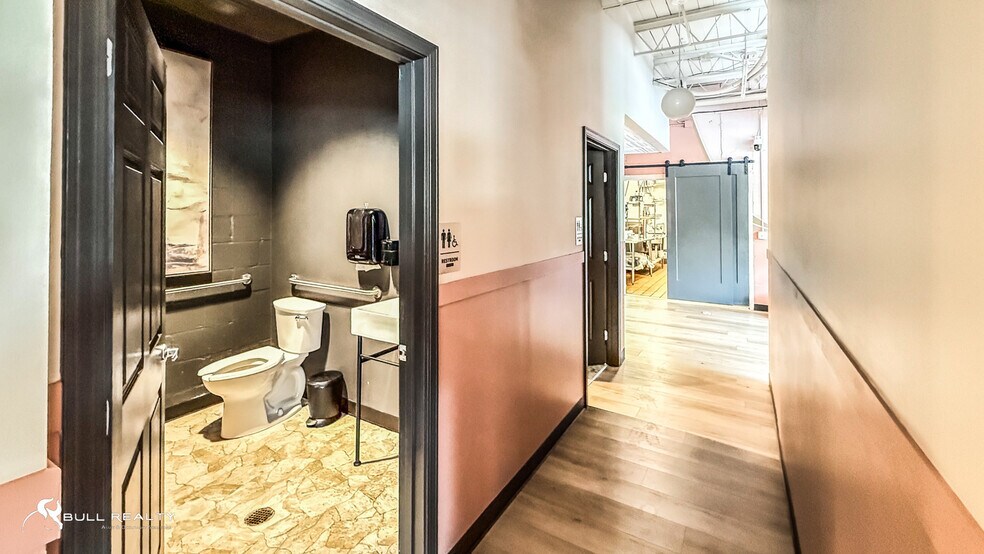 More Photos Of 845 Flat Shoals Rd, Atlanta Freestanding For Sale