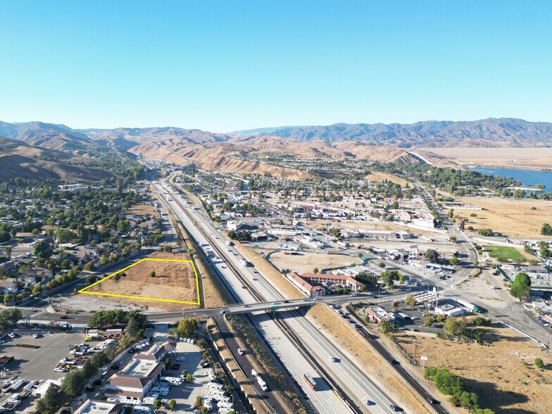 More Photos Of 31426 The Old Rd, Castaic Land For Sale
