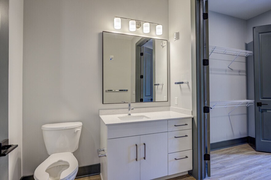 More Photos Of 352 S Walker St, Cary Apartments For Lease