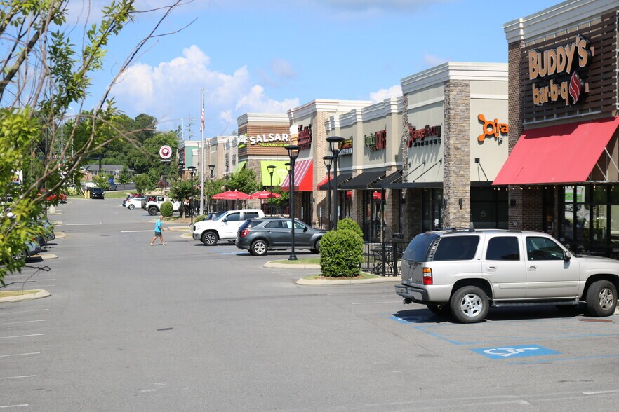 More Photos Of 682 Paul Huff Pky NW, Cleveland Storefront For Lease