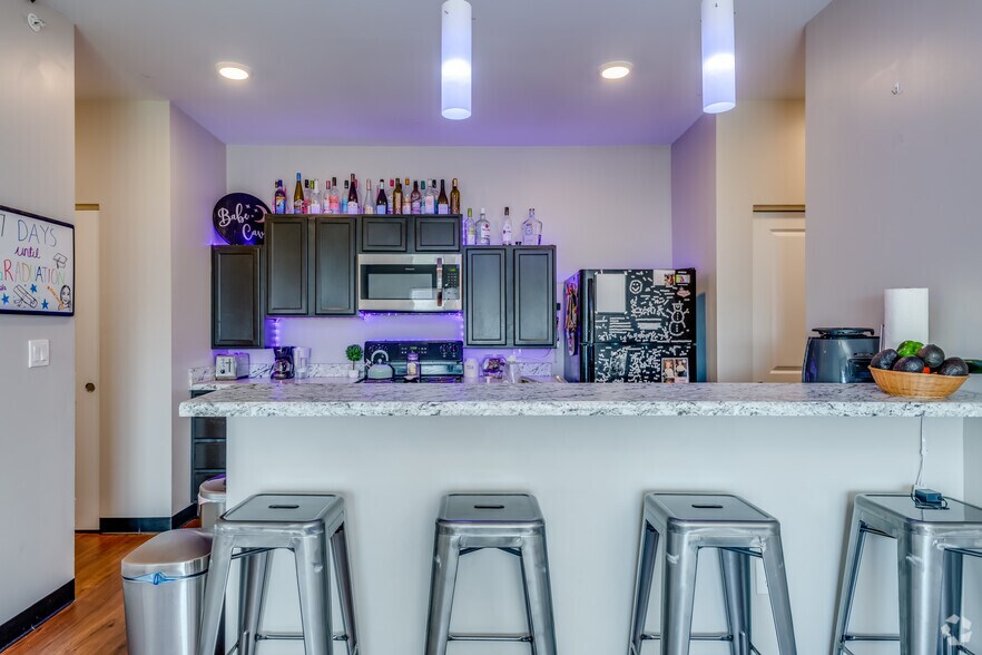 More Photos Of 482 Marion Rd, Oshkosh Apartments For Sale