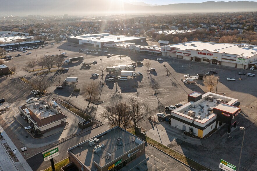 More Photos Of 1653 W 9000 S, West Jordan Storefront For Lease