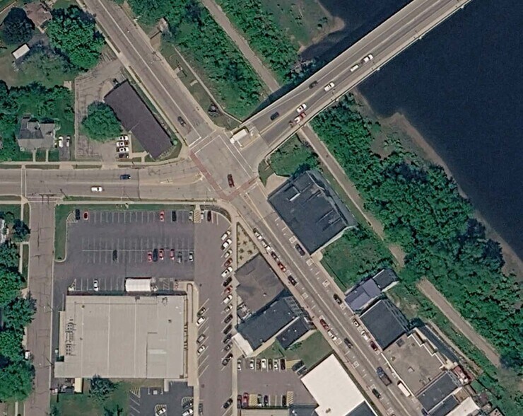 More Photos Of 670 Water St, Prairie Du Sac Land For Sale