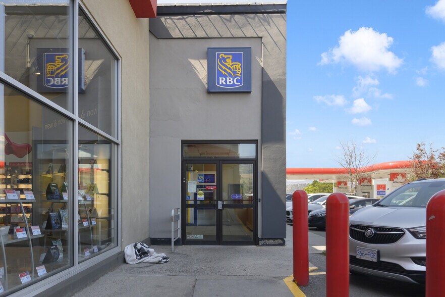 More Photos Of 195 Highway 33 W, Kelowna General Retail For Sale