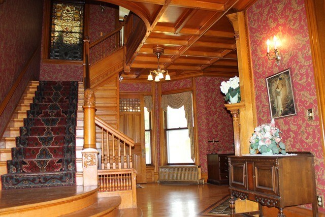 More Photos Of 526 N Main St, Elburn Religious Facility For Sale