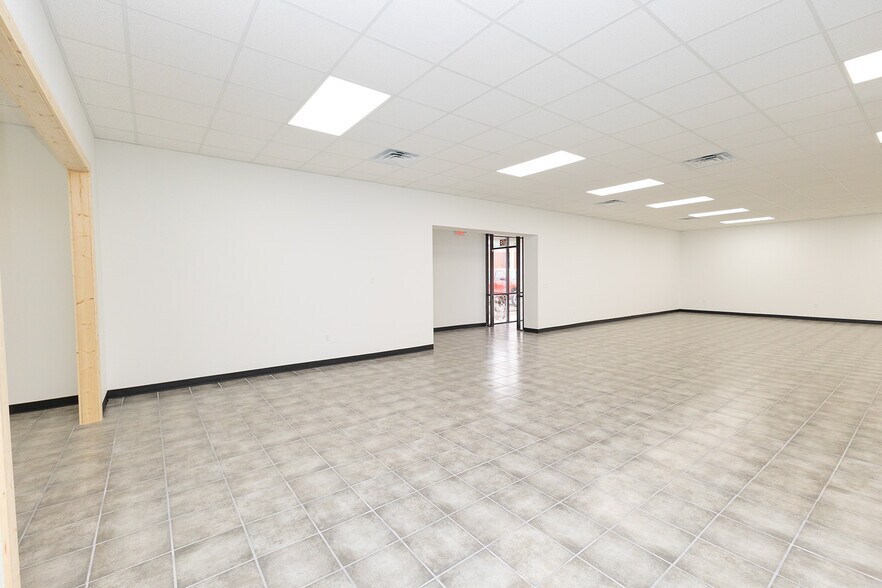 More Photos Of 2234 S Oliver St, Wichita Freestanding For Sale