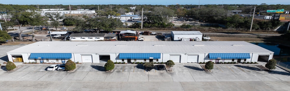 More Photos Of 4850 Collins Rd, Jacksonville Warehouse For Lease
