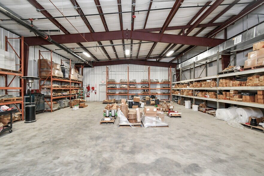 More Photos Of 12506 Taylor Rd, Houston Warehouse For Sale