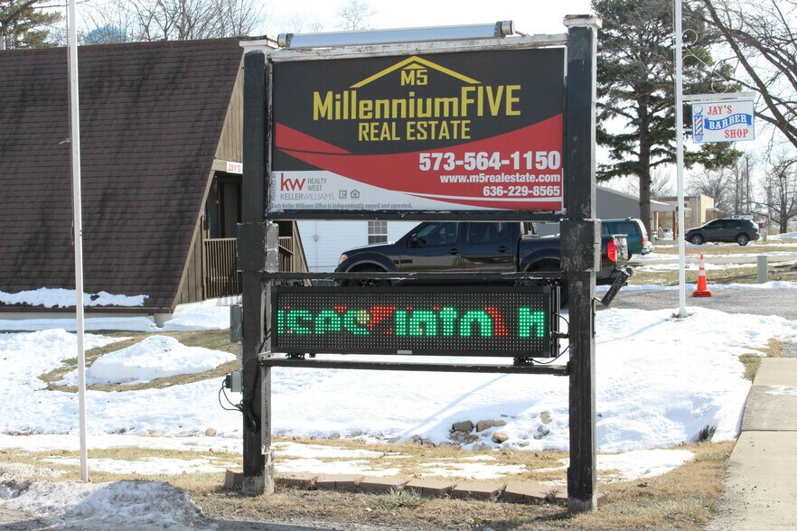 More Photos Of 616 S Sturgeon St, Montgomery City Office Residential For Sale