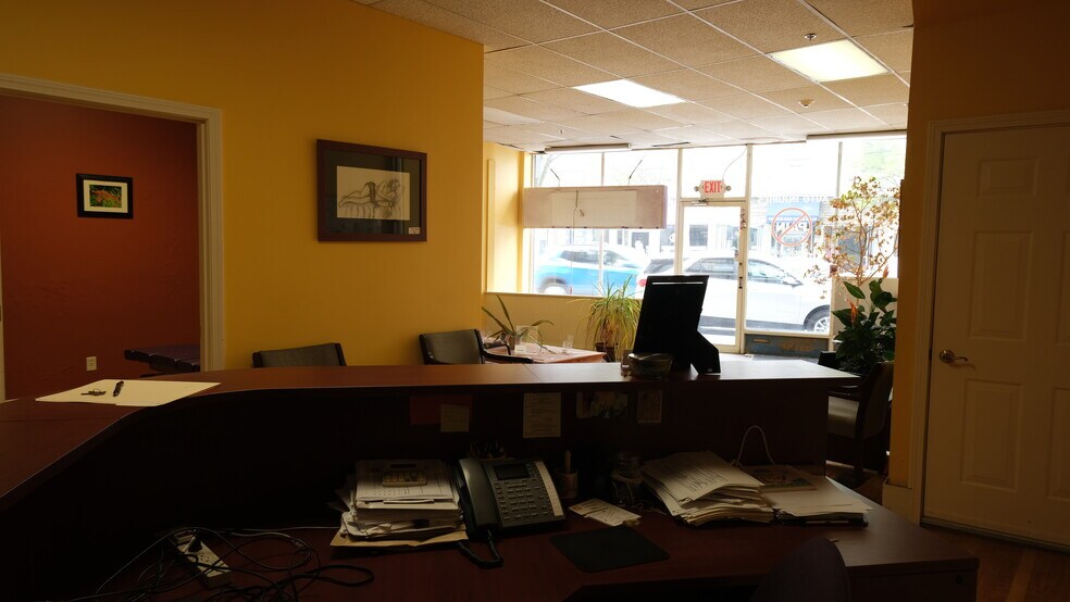 More Photos Of 442-450 Main St, Warren Storefront Retail Office For Lease